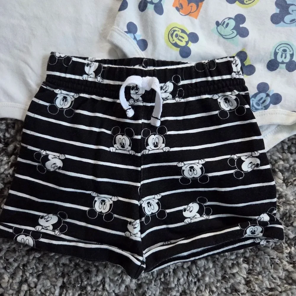 Disney Jumping Bean Mickey Mouse Baby Onesie And Shorts Bundle Size 9 Months